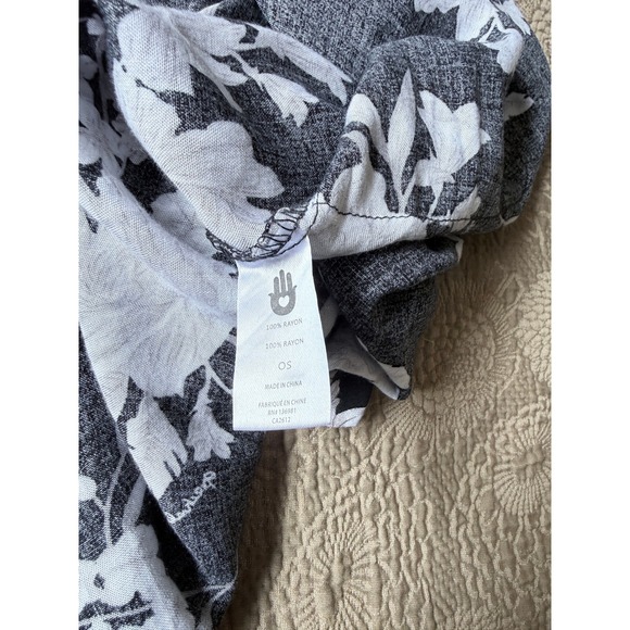 Spiritual Gangster Womens Black Floral Rayon Kimono Cardigan Coverup OS - Picture 6 of 7